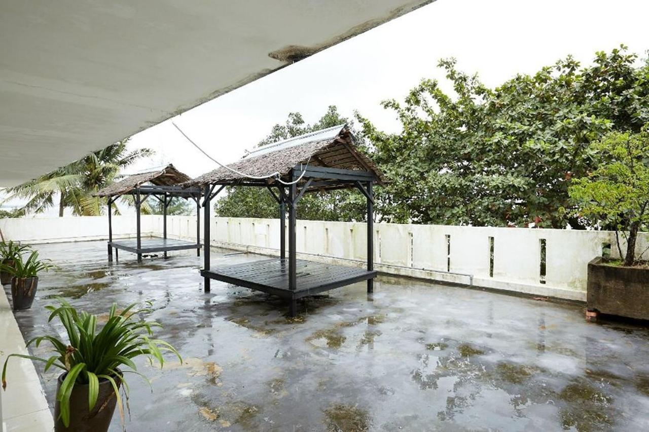 Studio de 5500 m² en avec 1 salle de bains privée à Beserah Kampung Sungai Karang Extérieur photo