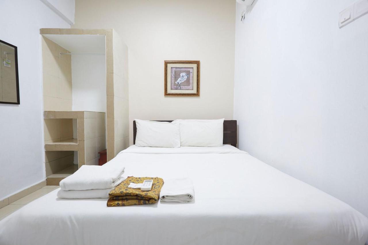 Studio de 5500 m² en avec 1 salle de bains privée à Beserah Kampung Sungai Karang Extérieur photo